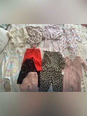 12 Items - Mixed Baby Girls Clothing Bundle - Pastel Tie-Dye, Leopard, Rainbows